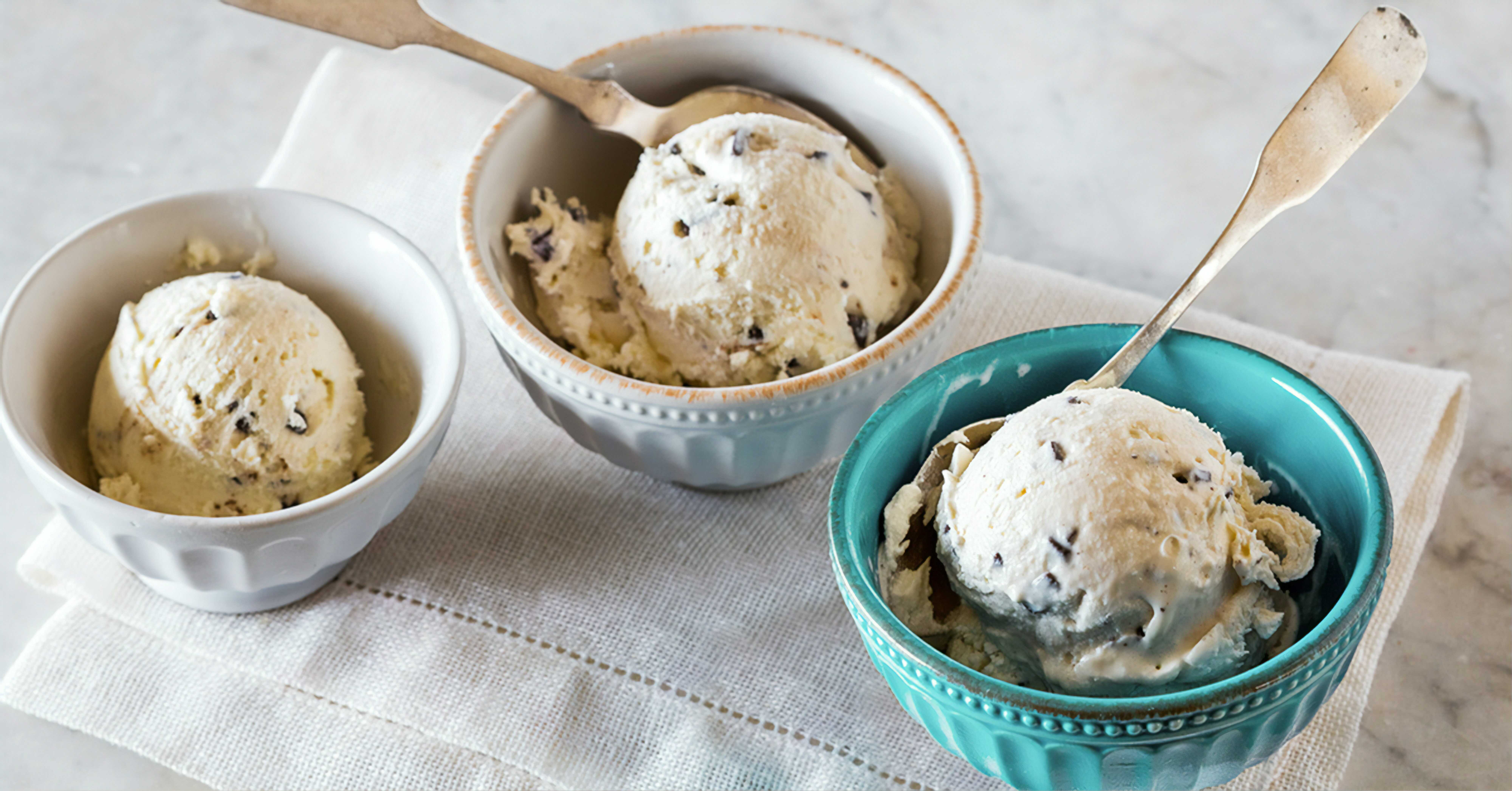 an ice cream on cups