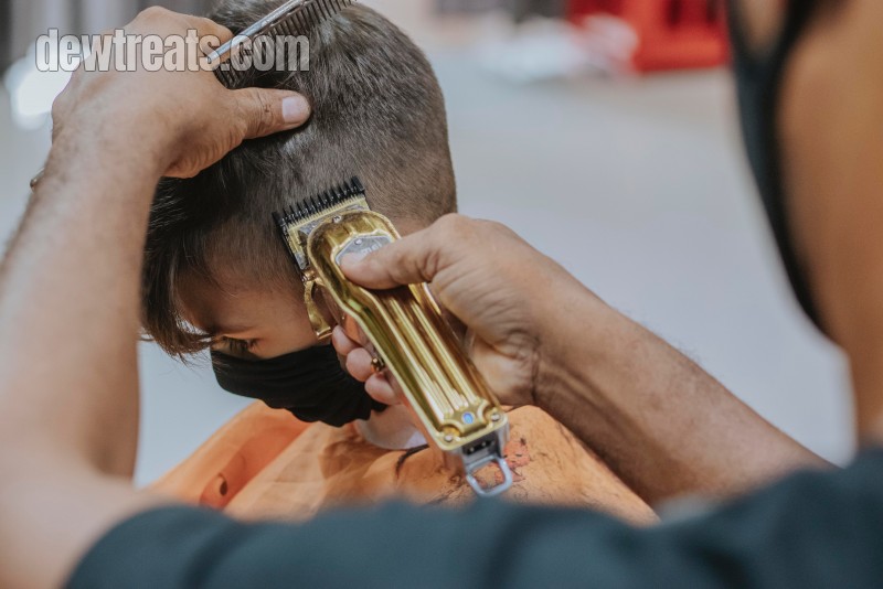 Cut Your Hair With Men Clippers At Home