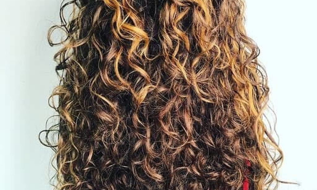 Best Drugstore Mousse For Curly Hair To Buy In 2022