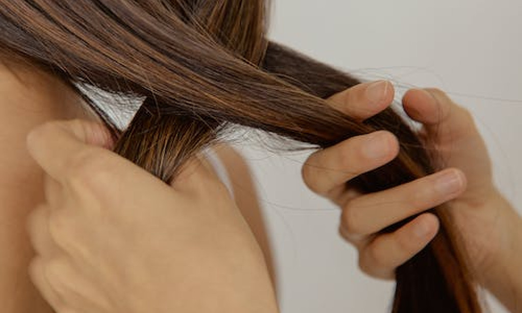 Five Exclusive Benefits Of Ulta Amika Dry Shampoo