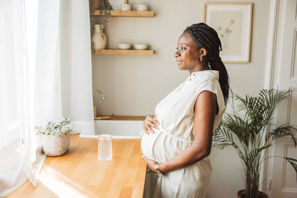stomach line in pregnancy
