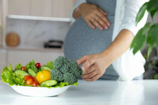 stomach line in pregnancy